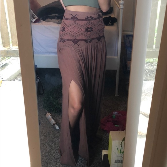 Maxi Skirt - Picture 2 of 4